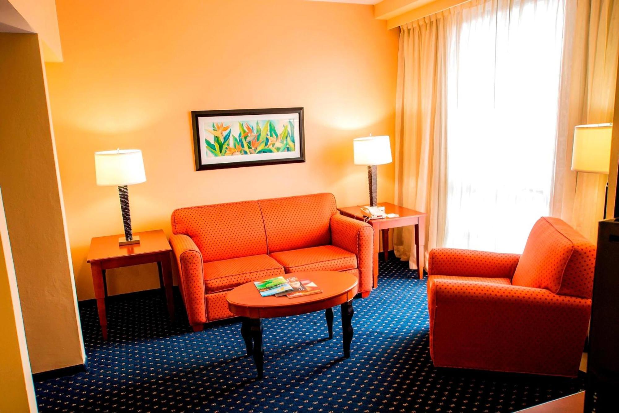 Hotel Courtyard By Marriott San Juan Miramar Exterior foto