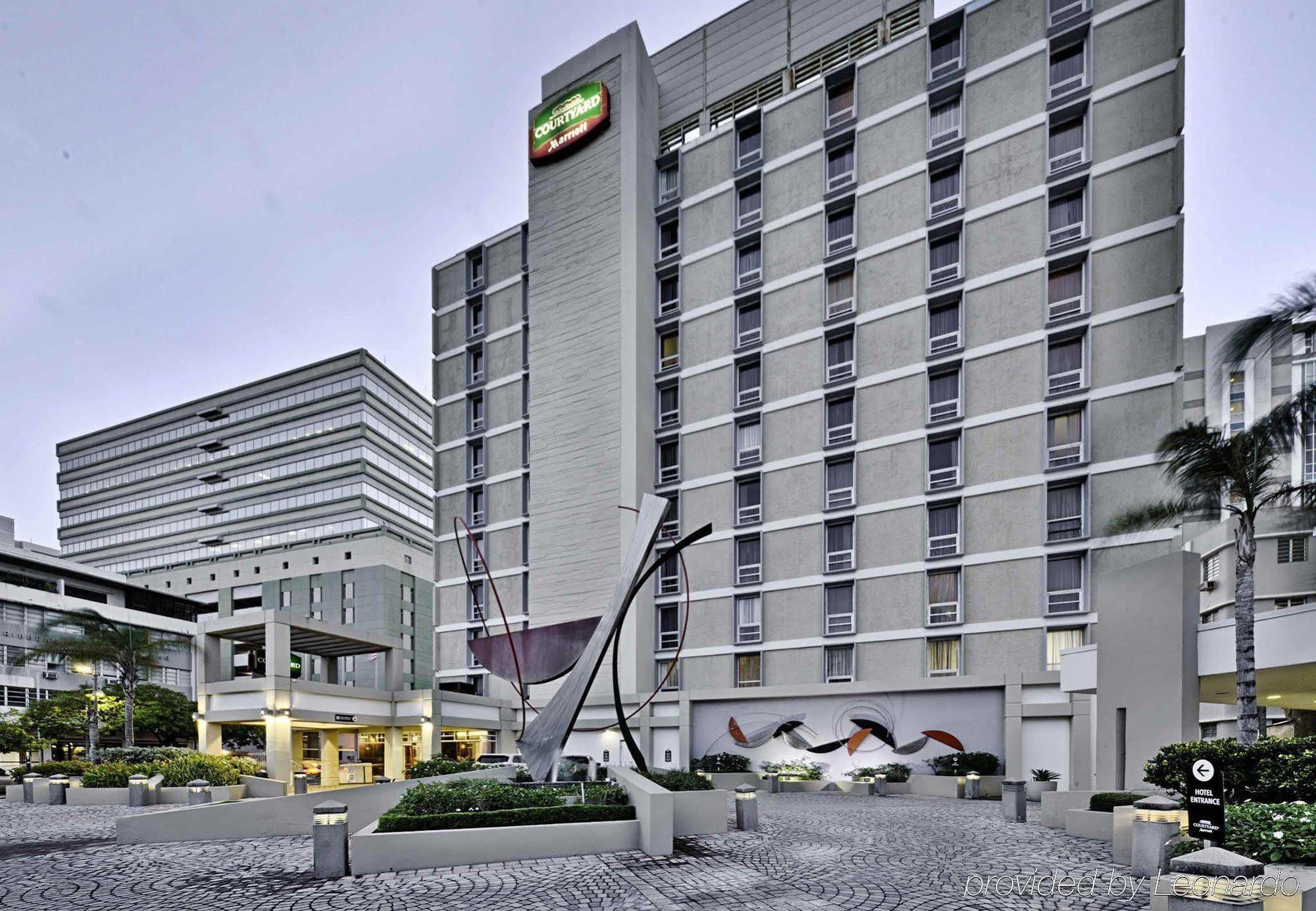 Hotel Courtyard By Marriott San Juan Miramar Exterior foto